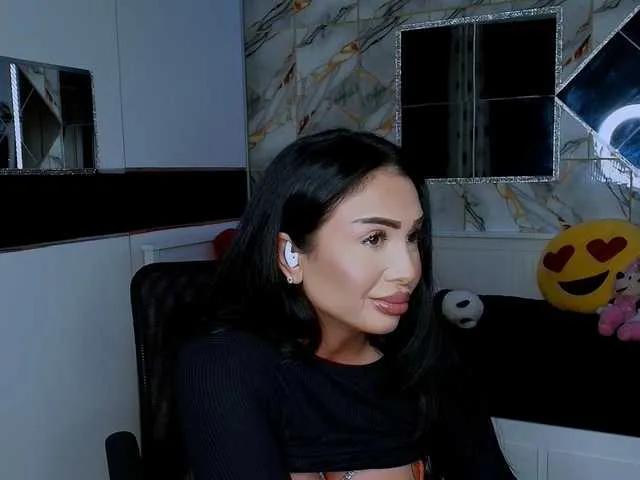 Offline queenmeryem on BongaCams