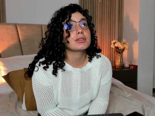 Offline RachellJamess on BongaCams