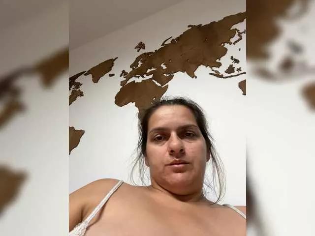 Offline ReveMignoneX on BongaCams