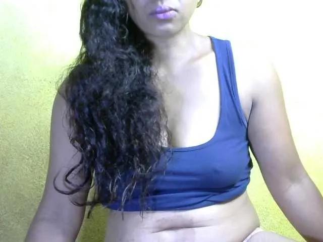 Offline ricaah on BongaCams