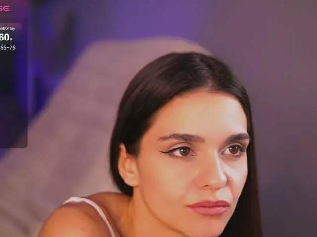 Freechat RobertaRosetti on BongaCams