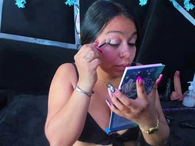 Offline RossiVioleta on BongaCams