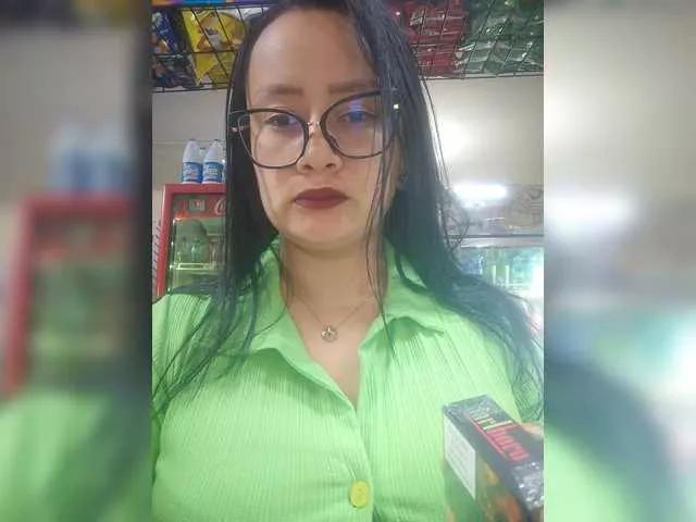 Offline roxanamontero on BongaCams