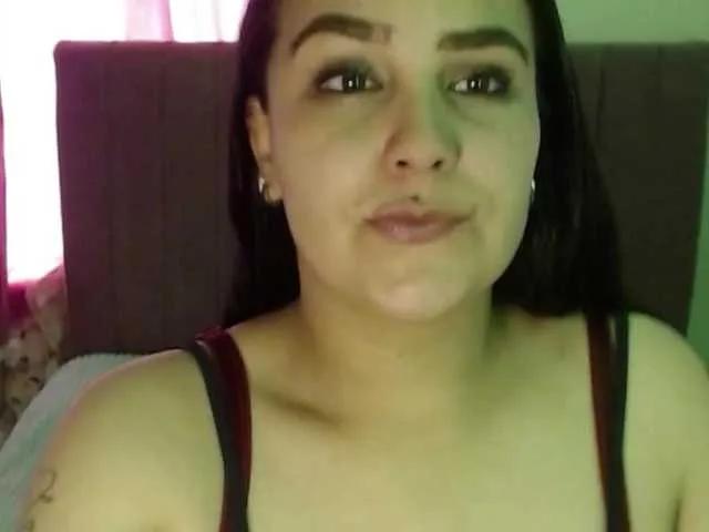 Offline salmalopez on BongaCams