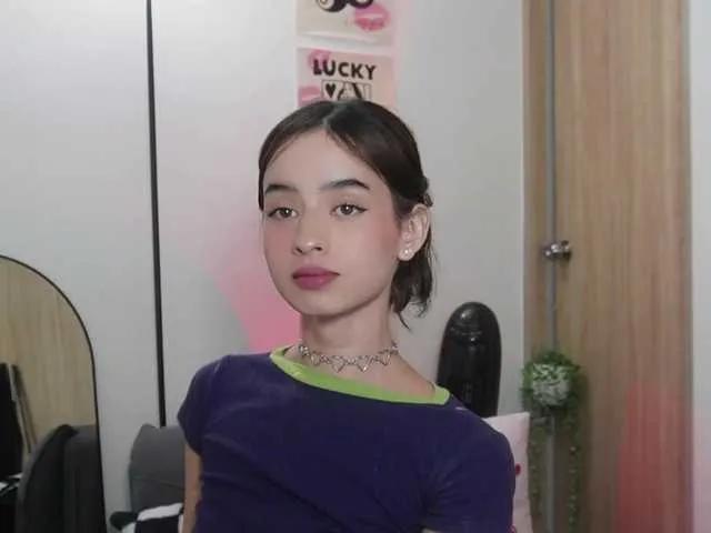 Freechat salome-brown on BongaCams