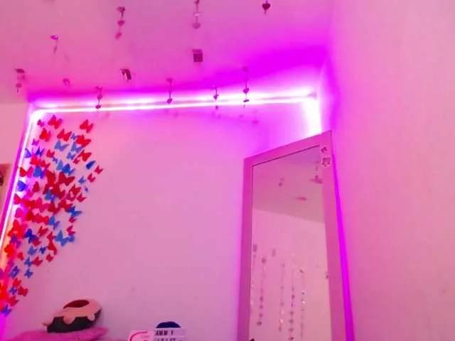 Offline Sammyviolet on BongaCams