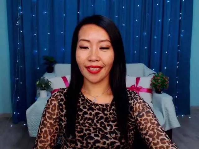 Offline Sarahsexygirl on BongaCams