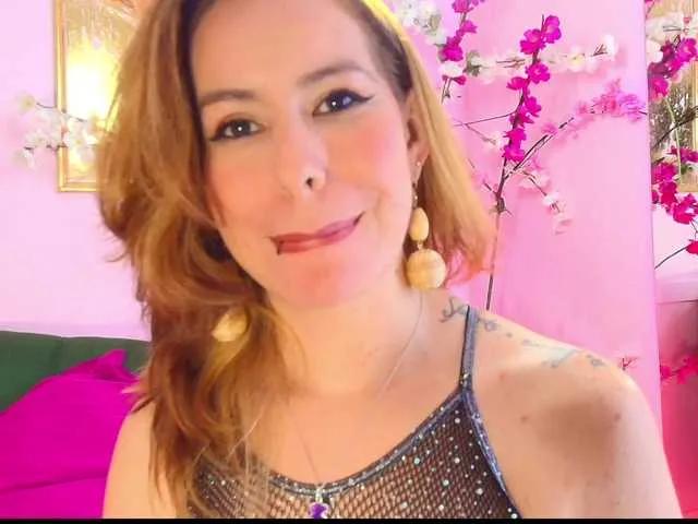 Offline SCARLETTE04 on BongaCams