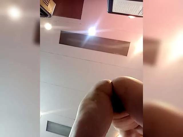 Offline Sexyamanda93 on BongaCams