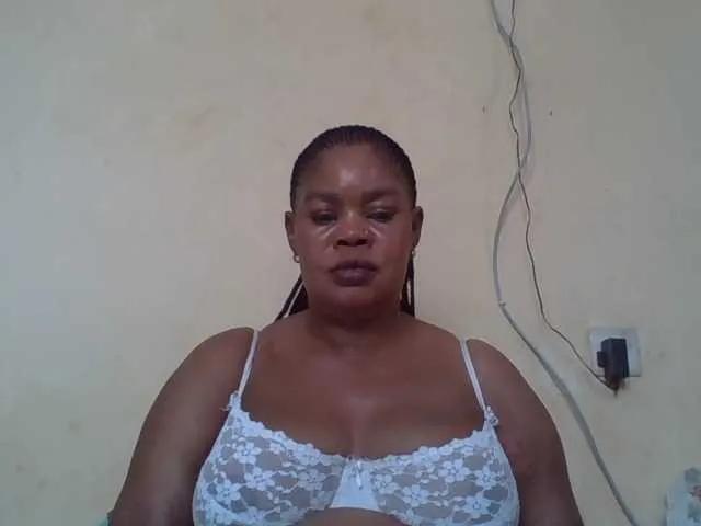 Offline Sexydove on BongaCams