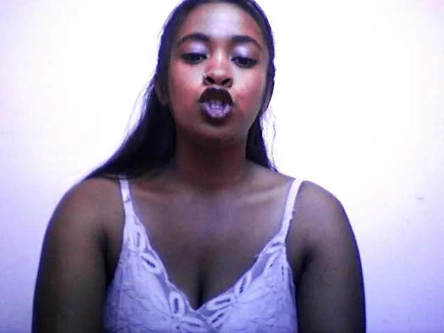 Freechat silviaLaBombe on BongaCams