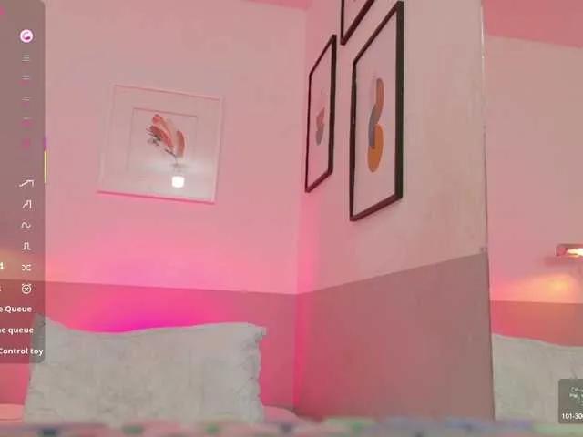 Offline skinnyprinces on BongaCams