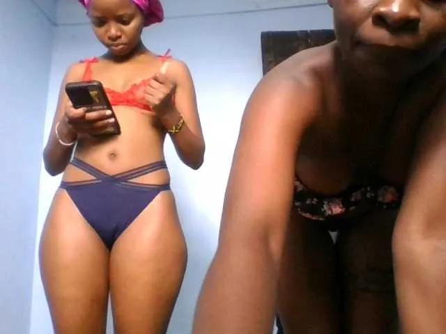 Offline Slutgals2 on BongaCams