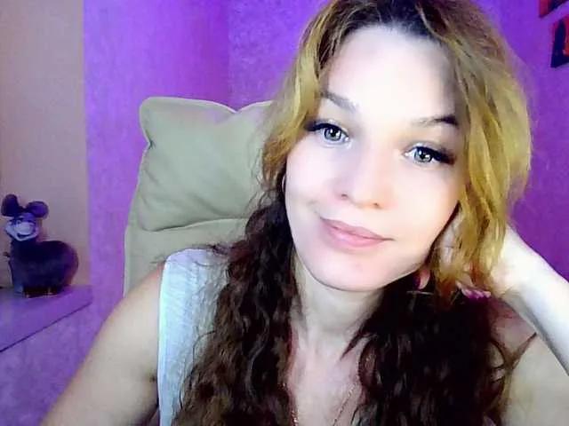 Offline smilesss on BongaCams