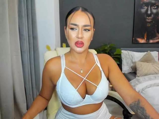 Offline SoniaRey on BongaCams