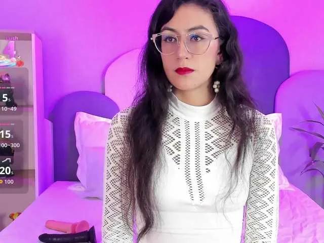 Offline SophieGomez2 on BongaCams