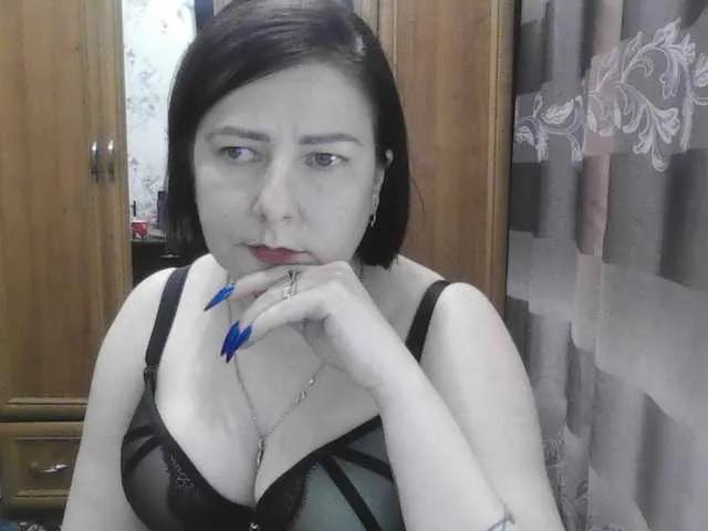 Offline SophieNightAh on BongaCams