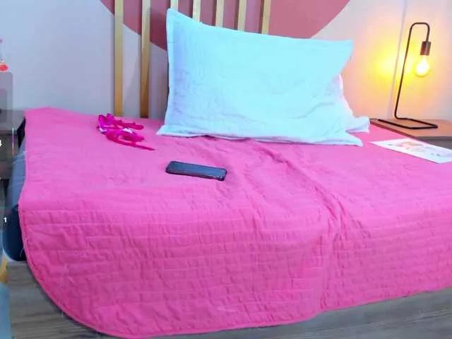 Offline StaceyWhite on BongaCams