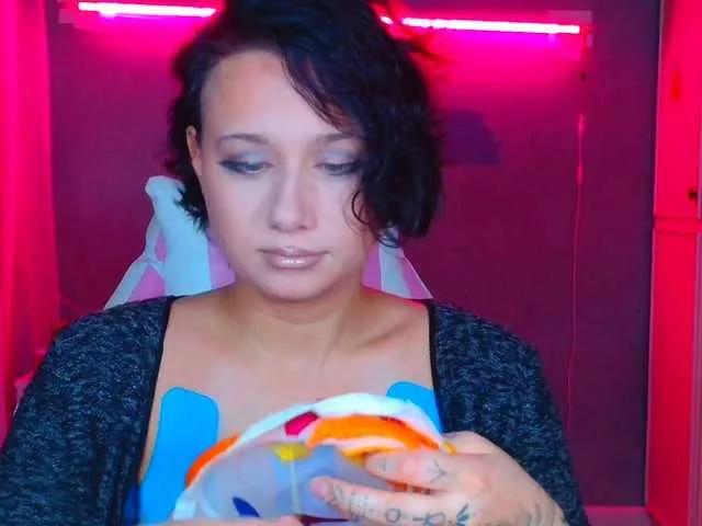 Offline stawbarynut on BongaCams