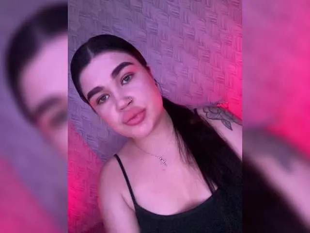 Freechat suchka-black- on BongaCams