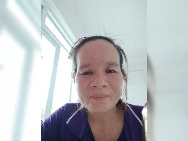 Offline Susu-21 on BongaCams