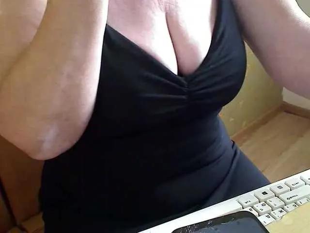 Offline Svetulya50 on BongaCams