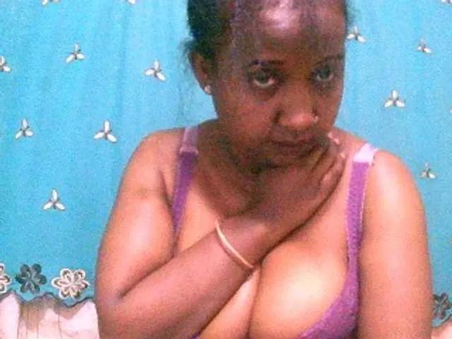 Offline Sylivinaahh on BongaCams