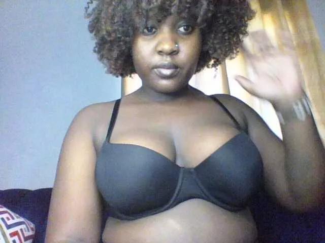 Offline Thickianah on BongaCams