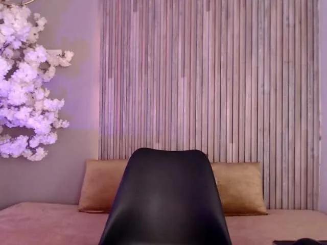 Offline tiana-glow on BongaCams