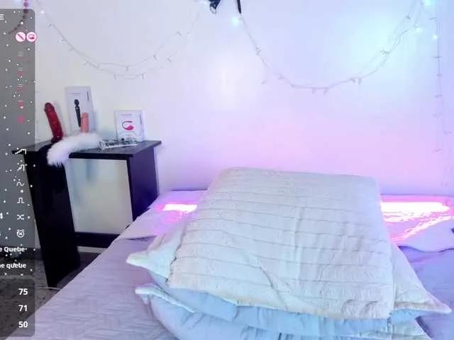 Offline Tracylambo on BongaCams