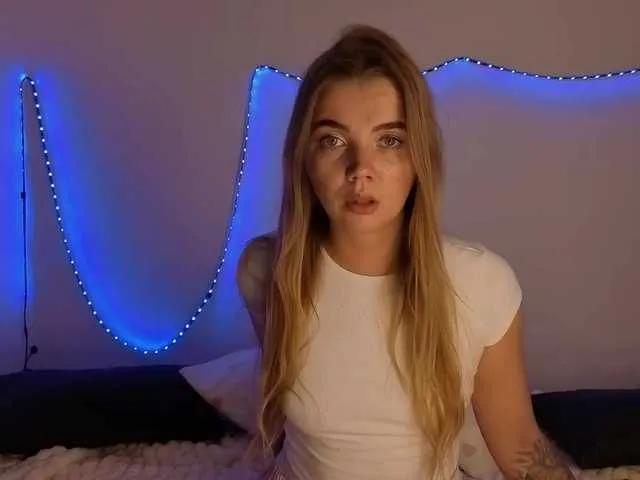 Offline Trusty-dottie on BongaCams