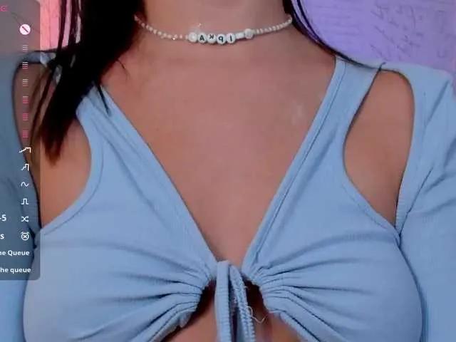 Offline Tvoya-Bipka on BongaCams