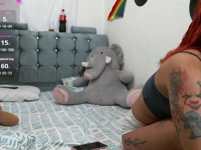 Freechat twofunnybitches on BongaCams