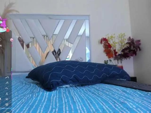 Offline valentinaa-rios on BongaCams