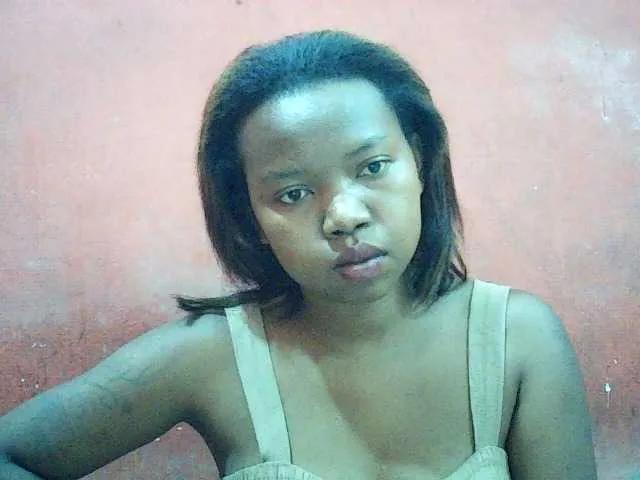 Freechat valeria223 on BongaCams