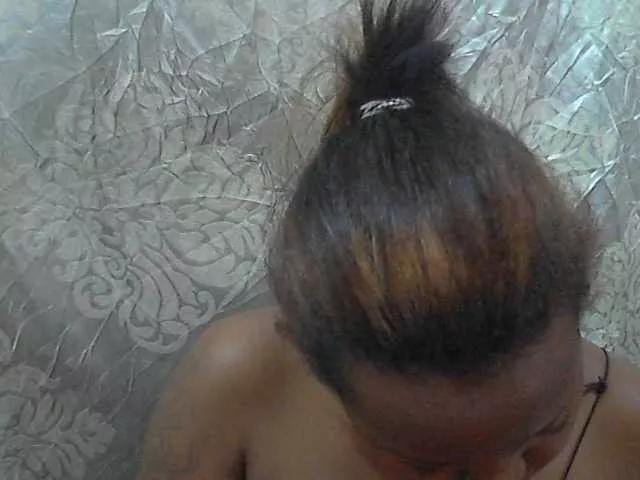 Freechat valeria223 on BongaCams