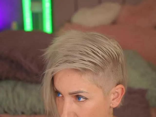 BongaCams VickySecret is Freechat VickySecret — Men that know what they want and are not afraid to tell it. I like to dominate the sexual relation between me and my partner, but I also like to know what he likes.