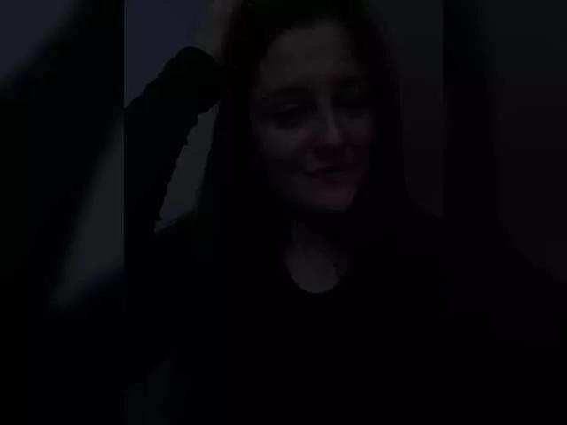 Offline Viksi66 on BongaCams