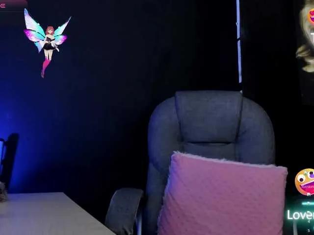 Offline viktoria-davis on BongaCams