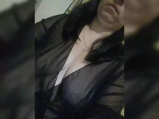 Offline Vitalina272127 on BongaCams