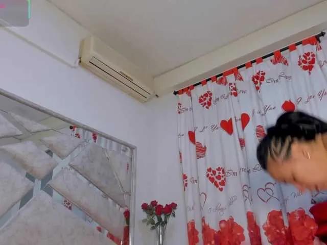 Offline VivianneHart on BongaCams