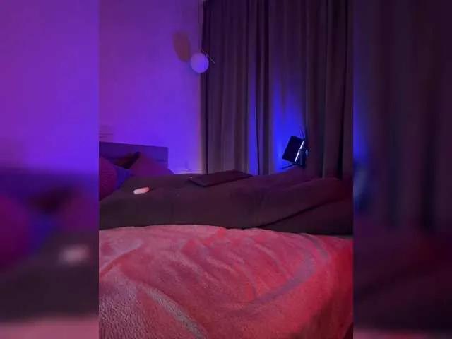 Offline WhoreMira on BongaCams