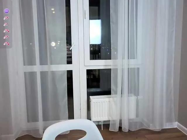 Freechat worsh1pme on BongaCams