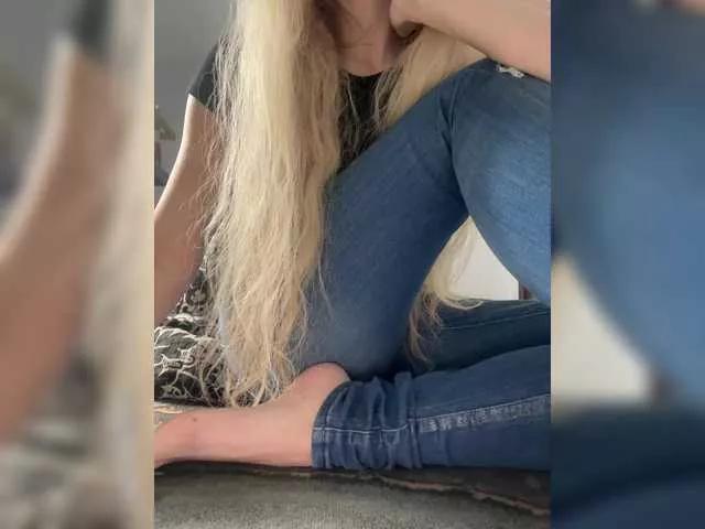 Offline x-NaStyA-x on BongaCams