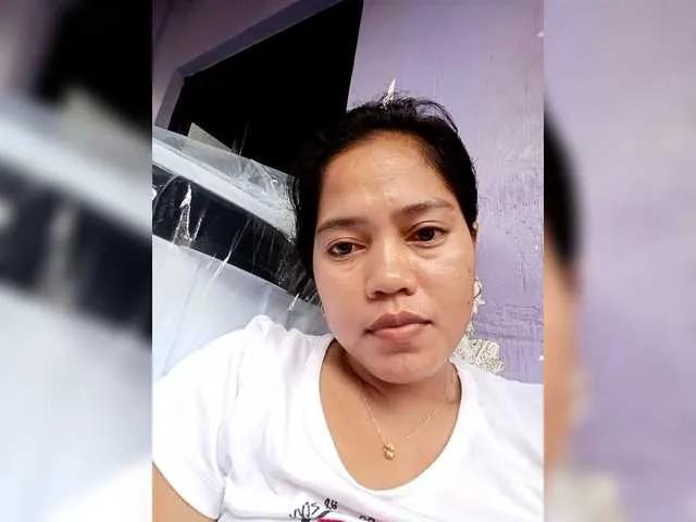 Offline xmaldita18 on BongaCams