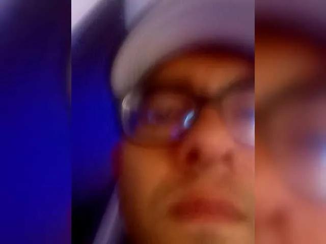 Offline Xxxhot29 on BongaCams