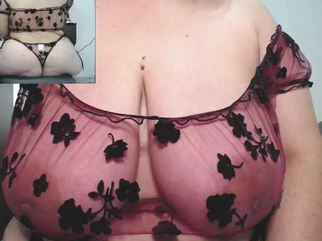 BongaCams zoedoll is Freechat zoedoll — treat me well and give me tokens so I can warm up with my toys