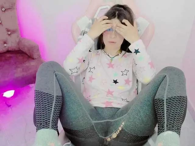 Offline ZooeyBelair on BongaCams