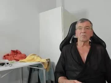Chaturbate 200gentleman is Freechat 200gentleman — Want attention? Buzzing me will do the trick! #mature #uncut #bigballs #straight #edging Older but not dead yet!