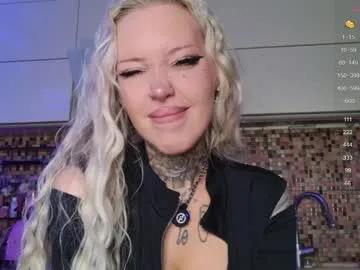 Freechat 2badforyou on Chaturbate